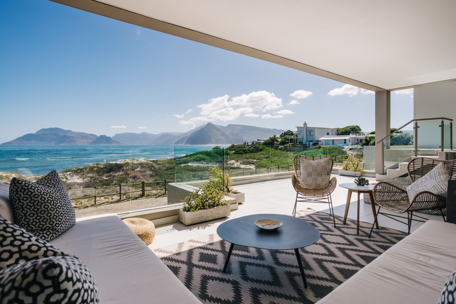 4 Bedroom Property for Sale in Kommetjie Western Cape